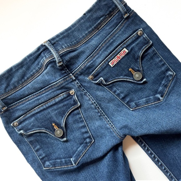 Hudson 2 button medium wash skinny jean ❤️ - Picture 7 of 7